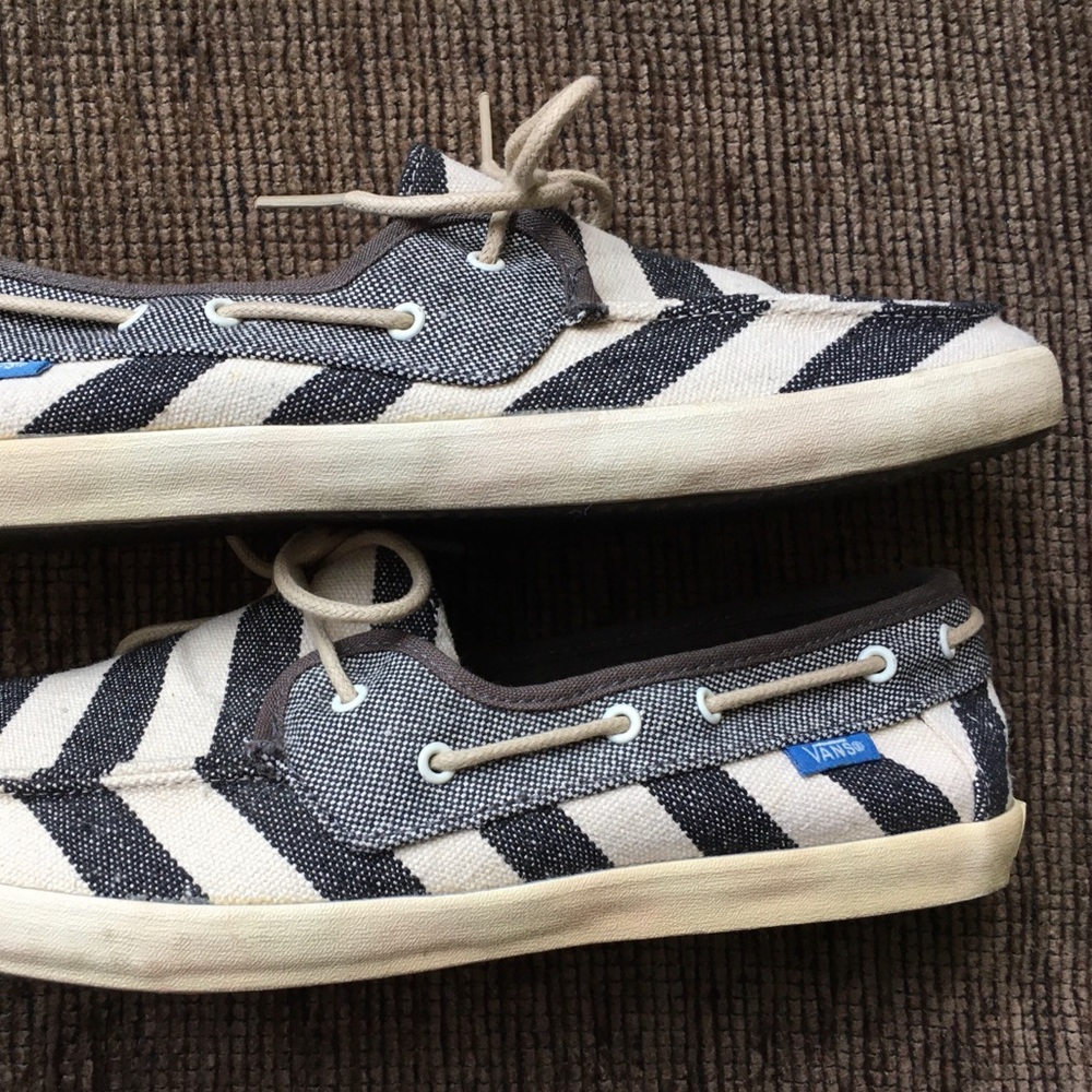 Vans surf siders